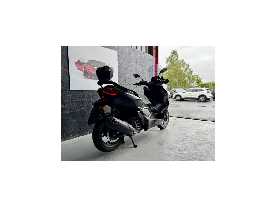 YAMAHA d'occasion X MAX 125 XMAX 125 TECH-MAX de 2025 Caen (14)﻿
