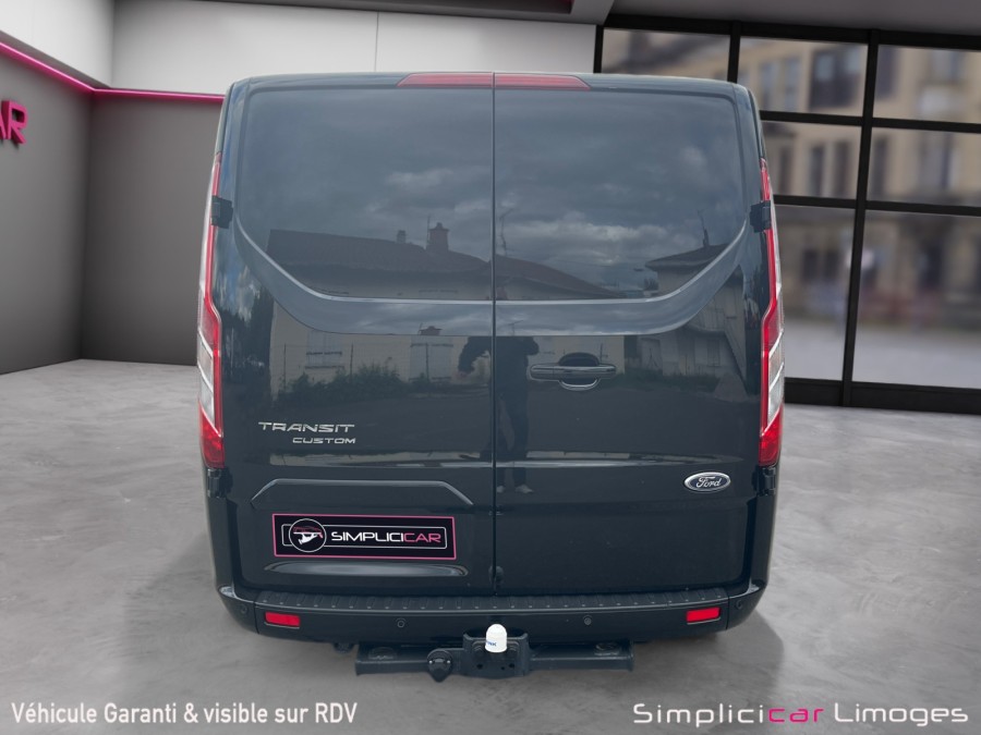 FORD d'occasion TRANSIT 320 L2H1 2.0 ECOBLUE 130 LIMITED BA de 2019