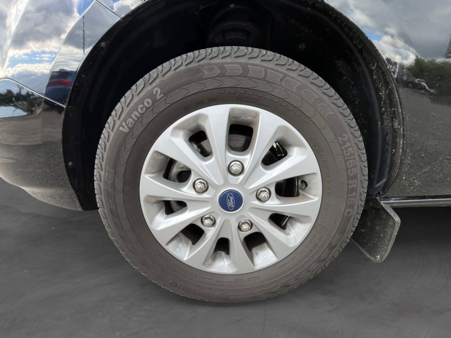 FORD d'occasion TRANSIT 320 L2H1 2.0 ECOBLUE 130 LIMITED BA de 2019