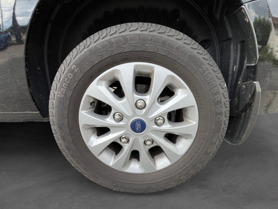 FORD d'occasion TRANSIT 320 L2H1 2.0 ECOBLUE 130 LIMITED BA de 2019