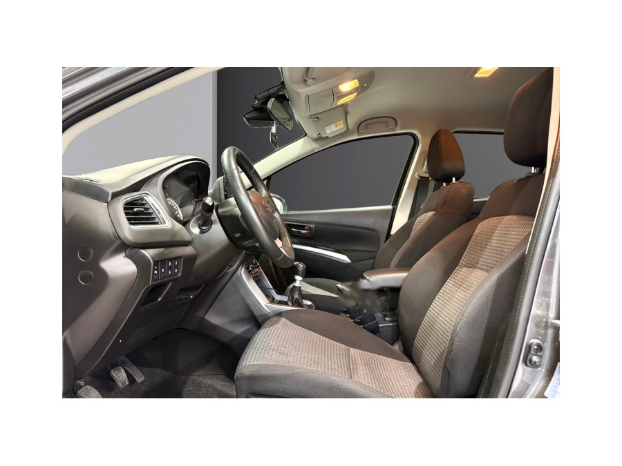 SUZUKI d'occasion S-CROSS 1.4 BOOSTERJET HYBRID PRIVILEGE de 2022