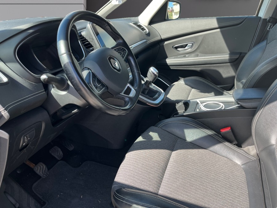 RENAULT d'occasion SCENIC 1.3 TCE 140 BLACK EDITION de 2021 Limoges