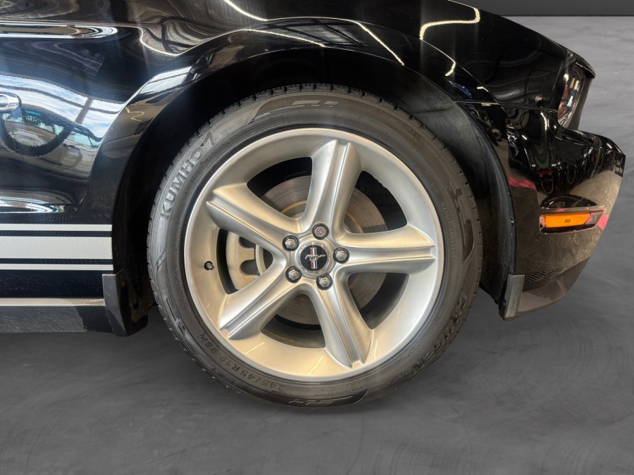 FORD d'occasion MUSTANG 2.3 ECOBOOST CONVERTIBLE de 2012 Pau (64)﻿