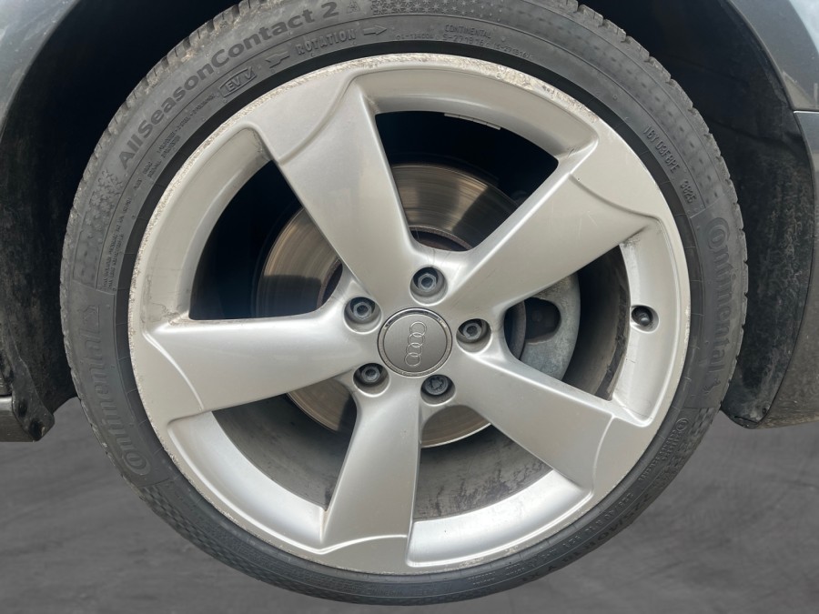 AUDI d'occasion A3 1.8 TFSI 180 S-LINE S TRONIC de 2013 Lyon Nord