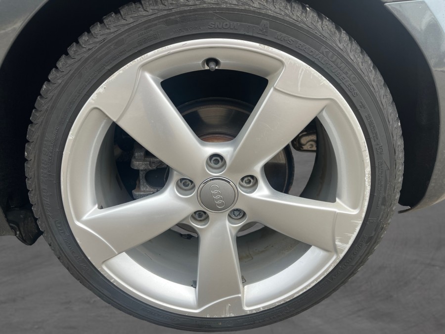 AUDI d'occasion A3 1.8 TFSI 180 S-LINE S TRONIC de 2013 Lyon Nord