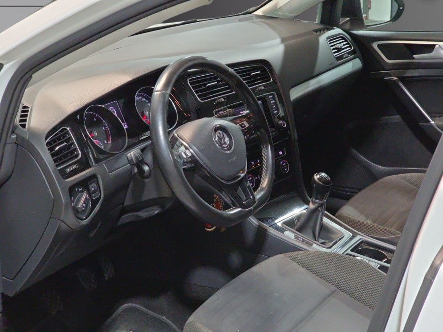 VOLKSWAGEN d'occasion GOLF 1.6 TDI 105 CUP de 2014 Meximeux (01)﻿