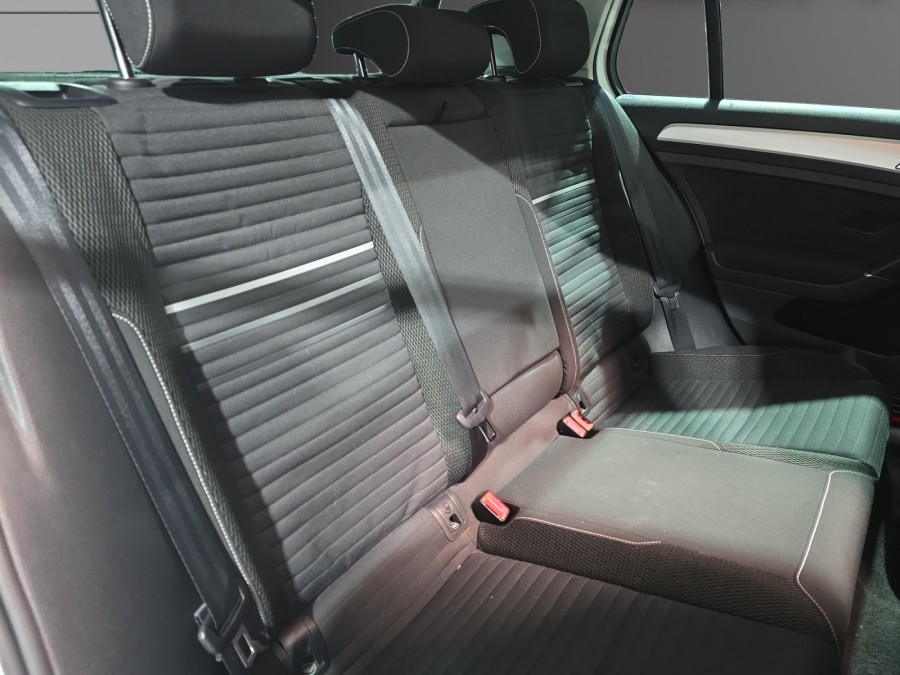 VOLKSWAGEN d'occasion GOLF 1.6 TDI 105 CUP de 2014 Meximeux (01)﻿
