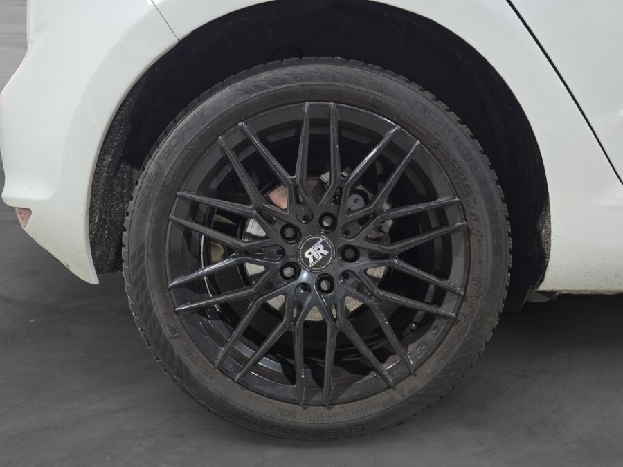 VOLKSWAGEN d'occasion GOLF 1.6 TDI 105 CUP de 2014 Meximeux (01)﻿