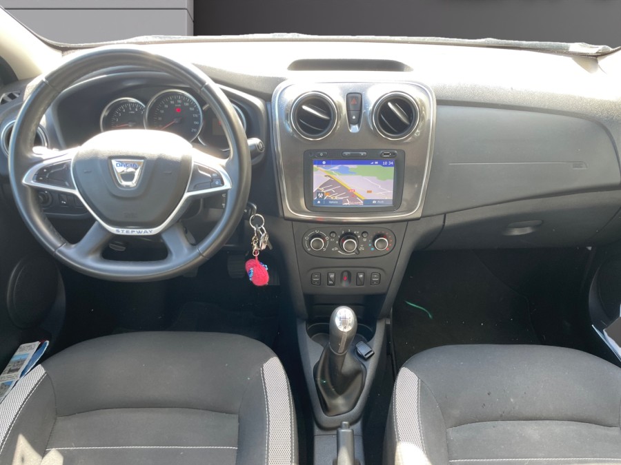 DACIA d'occasion SANDERO 1.5 BLUE DCI 95 Stepway de 2018 Genevois