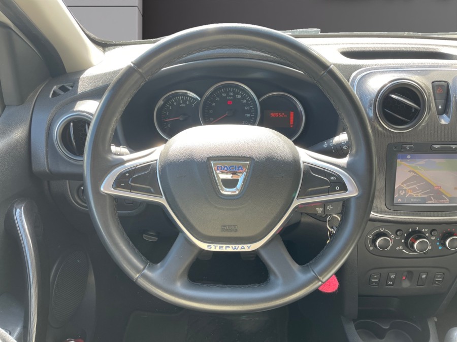 DACIA d'occasion SANDERO 1.5 BLUE DCI 95 Stepway de 2018 Genevois