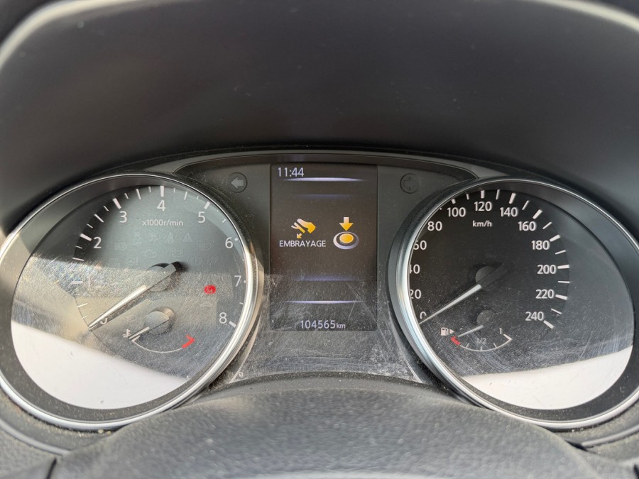 NISSAN d'occasion QASHQAI 1.2 DIG-T 115 VISIA PH2 de 2018 Beaune (21)﻿