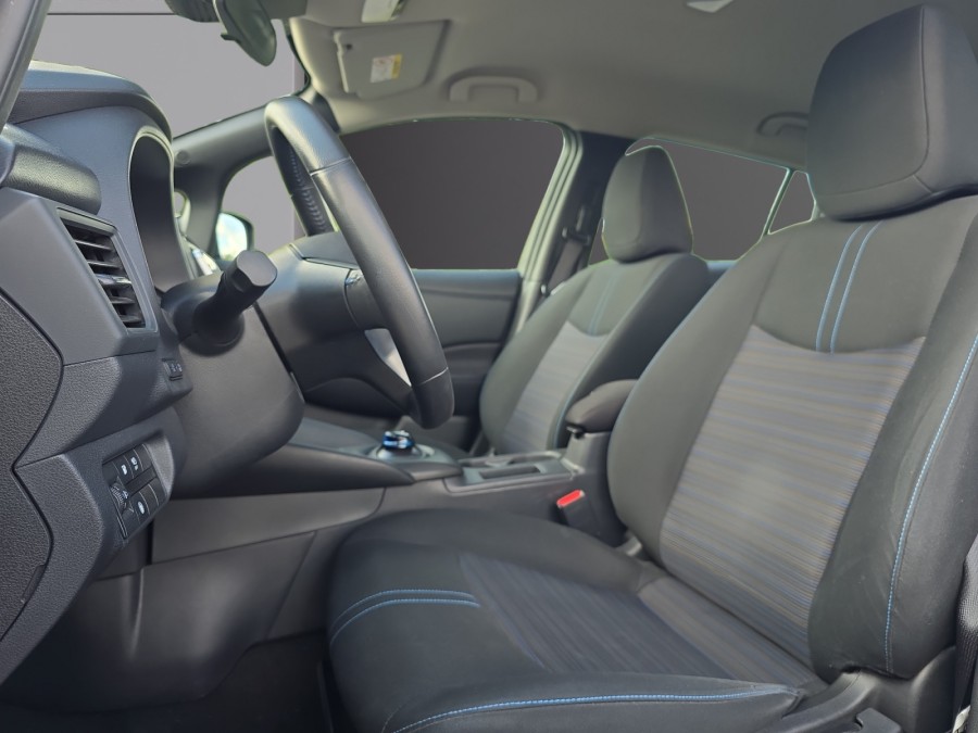 NISSAN d'occasion LEAF ELECTRIQUE 40 KWH ACENTA de 2022 Vichy (03)﻿