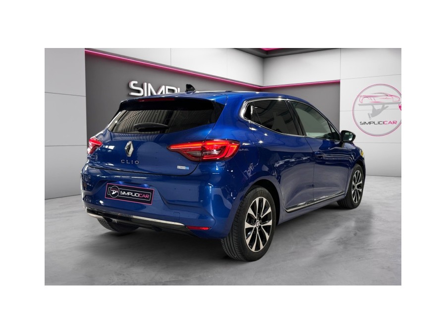 RENAULT d'occasion CLIO 1.6 E-TECH 145 TECHNO de 2023 Magny-en-Vexin