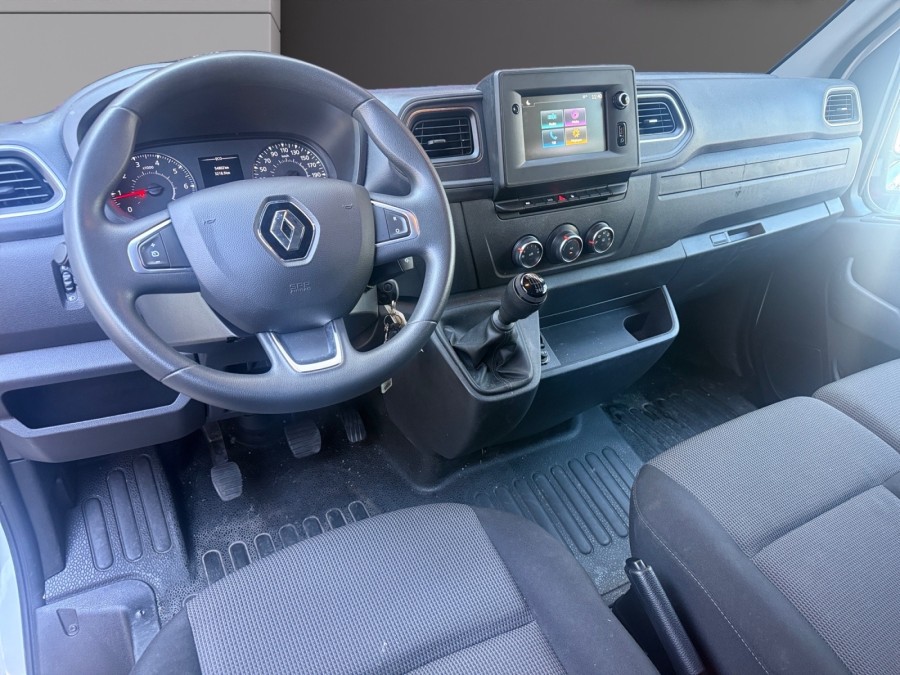 RENAULT d'occasion MASTER F3300 L2H2 DCI 135 GRAND CONFORT de 2022