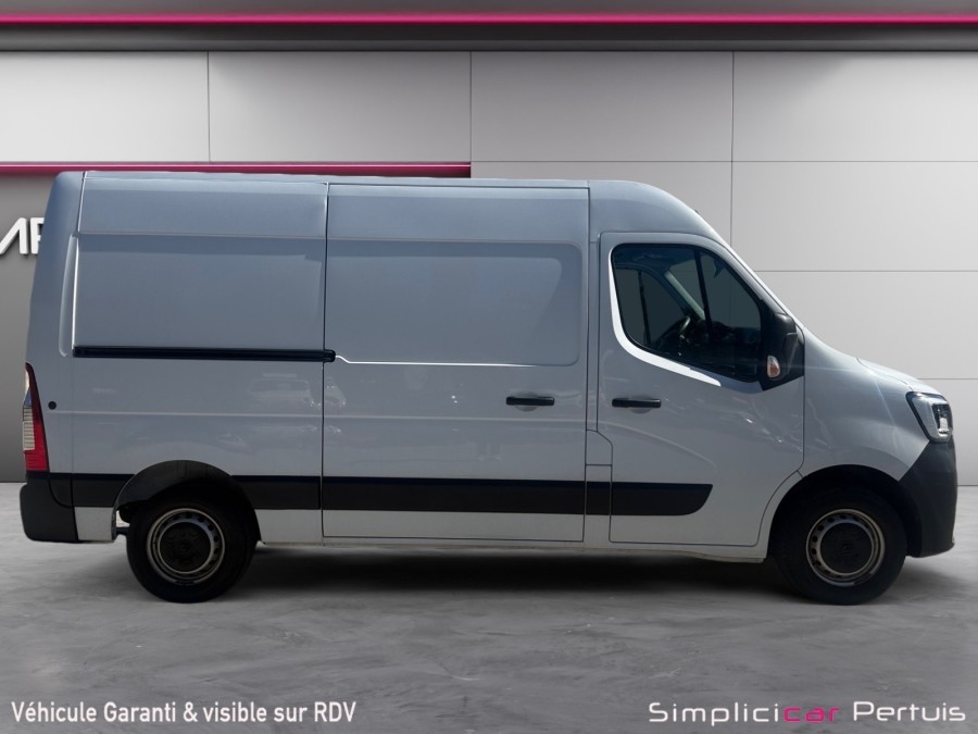 RENAULT d'occasion MASTER F3300 L2H2 DCI 135 GRAND CONFORT de 2022