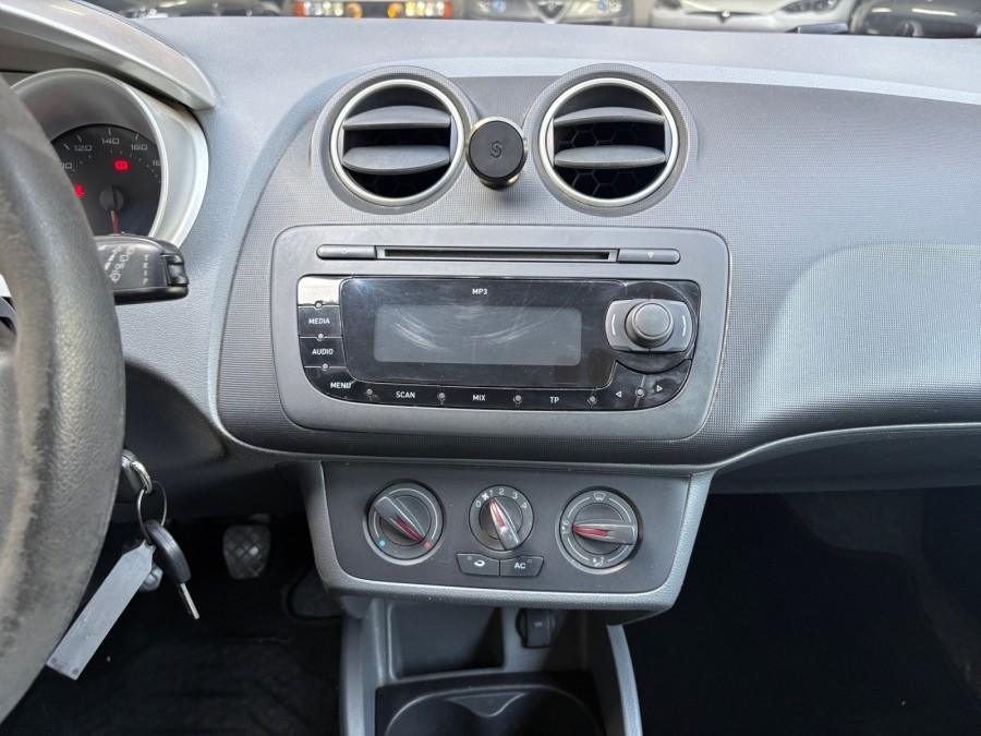 SEAT d'occasion IBIZA SC 1.6 TDI 105 STYLE de 2010 Pertuis (84)﻿