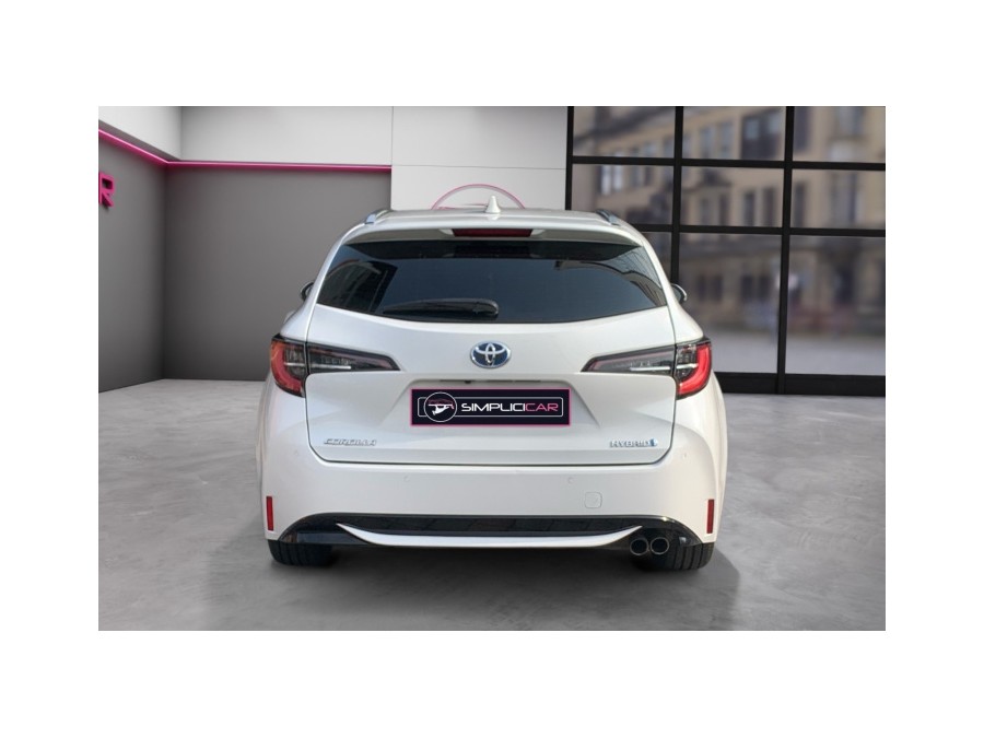 TOYOTA d'occasion COROLLA TS 184H DYNAMIC BUSINESS de 2021 Montreuil