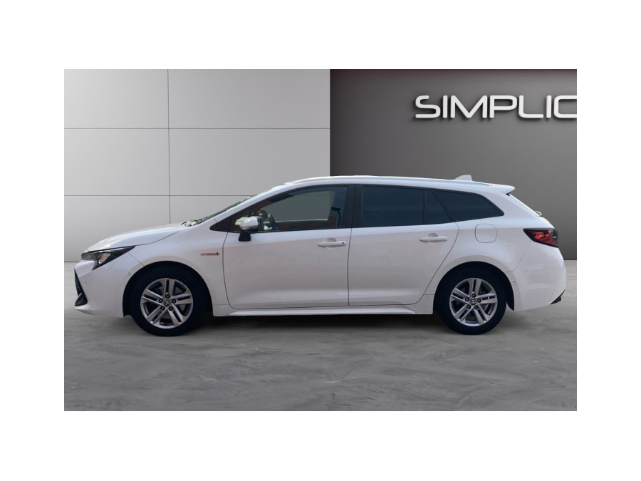 TOYOTA d'occasion COROLLA TS 184H DYNAMIC BUSINESS de 2021 Montreuil