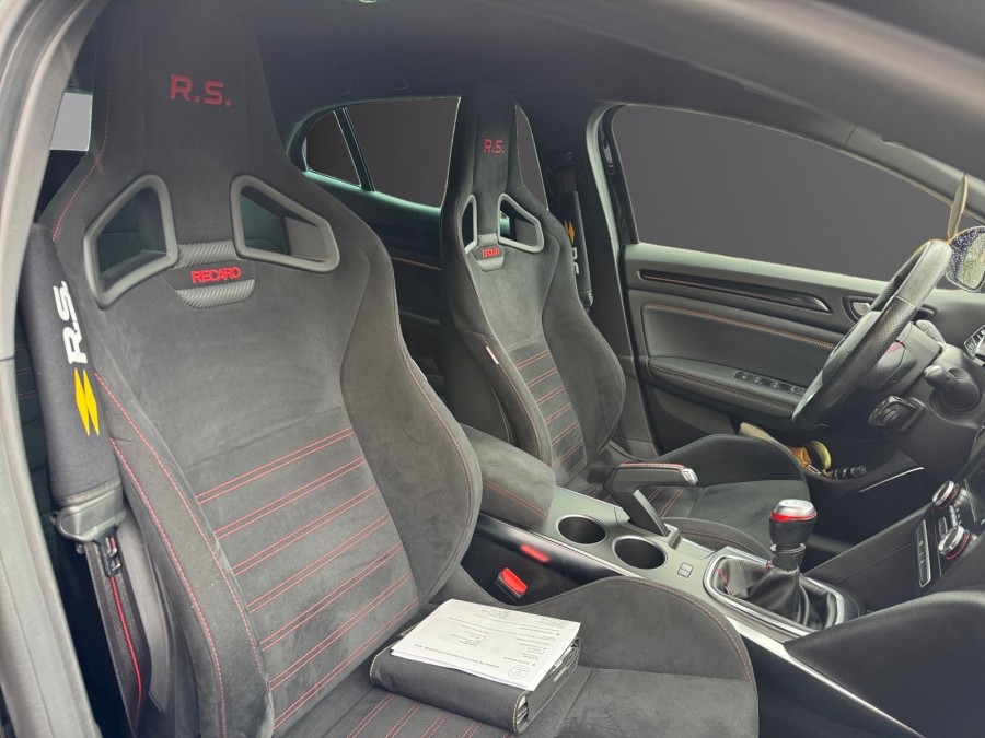 RENAULT d'occasion MEGANE TCE 300 TROPHY de 2020 Montreuil (93)﻿