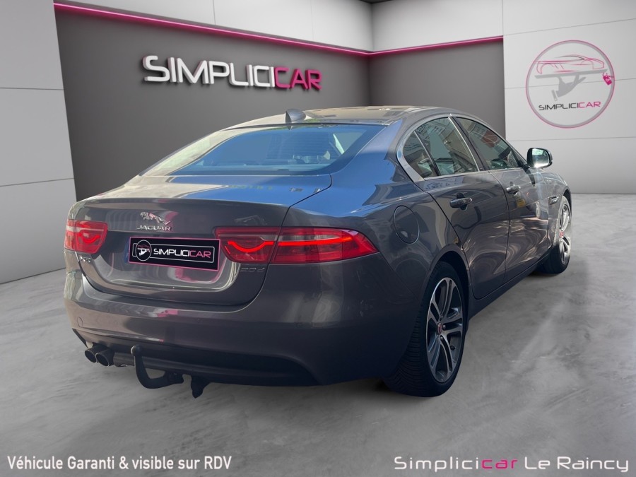 JAGUAR d'occasion XE 2.0L D 180 PURE BA de 2017 Le Raincy (93)﻿