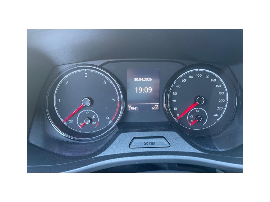VOLKSWAGEN d'occasion TRANSPORTER 6.1 CARAVELLE 2.0 TDI 150 CARAT de