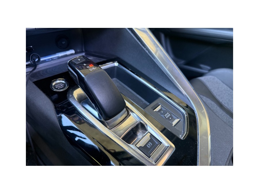 PEUGEOT d'occasion 3008 HYBRID 225 GT E-EAT PH2 de 2020 Champigny sur