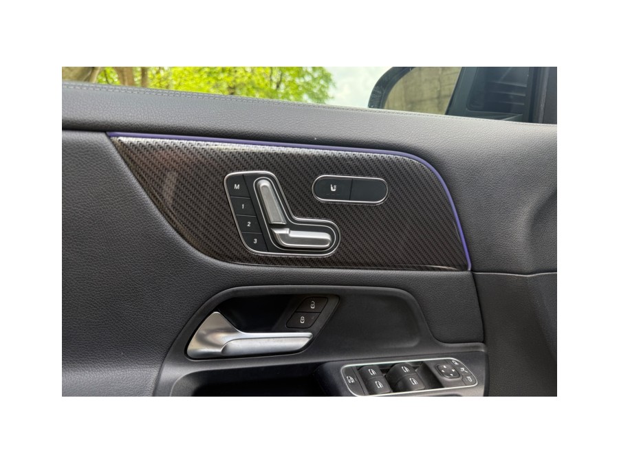 MERCEDES d'occasion CLASSE GLA II GLA 200 D AMG LINE DCT de 2021