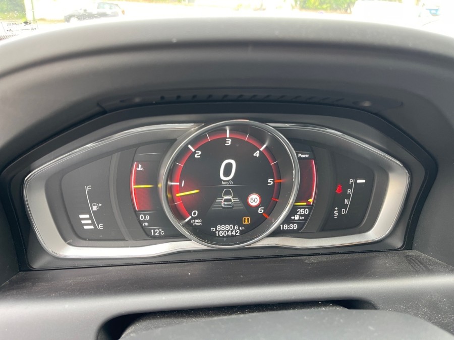 VOLVO d'occasion XC60 D4 AWD 190 XENIUM GEARTRONIC de 2016 La Flèche