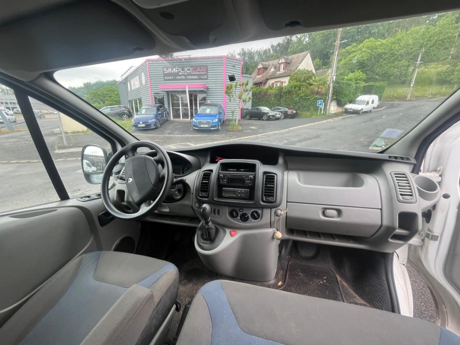 RENAULT d'occasion TRAFIC PRO+ L1H1 2.0DCI 115 de 2014 Brive La