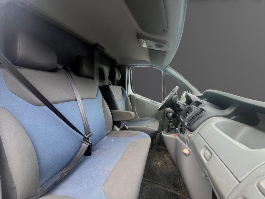 RENAULT d'occasion TRAFIC PRO+ L1H1 2.0DCI 115 de 2014 Brive La