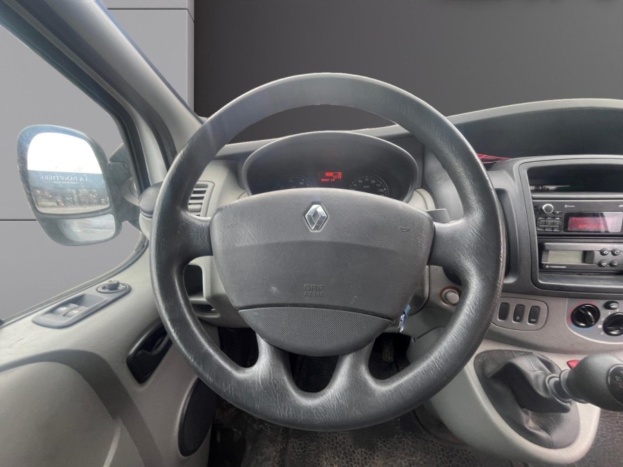 RENAULT d'occasion TRAFIC PRO+ L1H1 2.0DCI 115 de 2014 Brive La