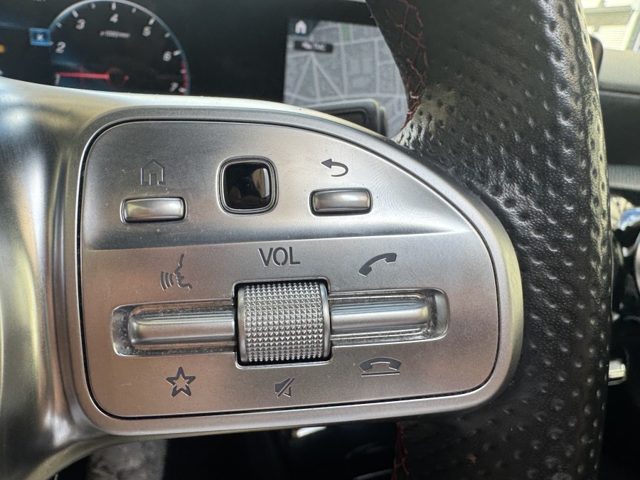 MERCEDES d'occasion CLASSE A IV A200 AMG LINE 7G-DCT de 2018 Paris 15