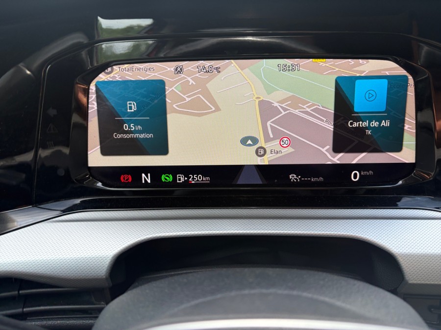 VOLKSWAGEN d'occasion GOLF 2.0 TDI SCR 116 DSG de 2021 Nord Isère