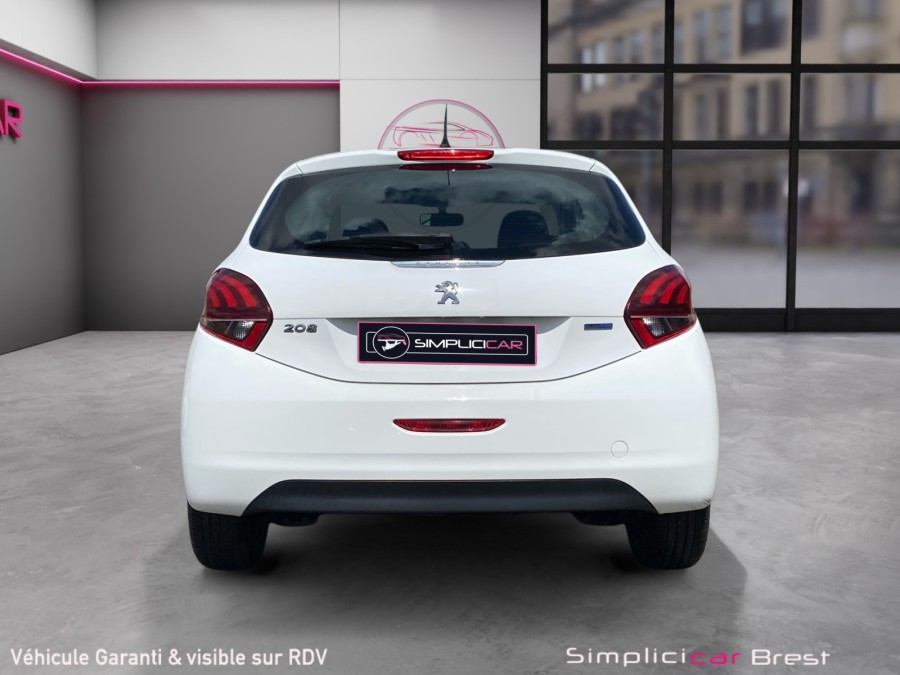 PEUGEOT d'occasion 208 1.6 BLUE HDI 75 ACTIVE de 2015 Brest (29)﻿