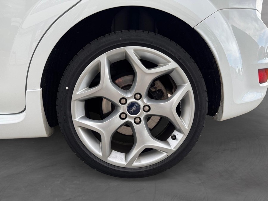 FORD d'occasion FOCUS 2.5T 225 ST de 2010 Perpignan (66)﻿