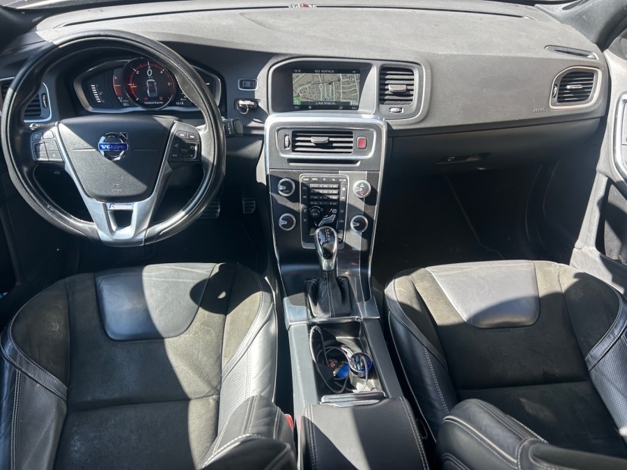 VOLVO d'occasion S60 D3 150 R-DESIGN de 2015 Cannes (06)﻿