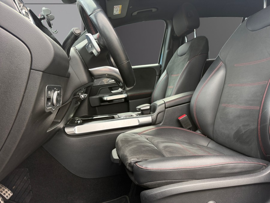 MERCEDES d'occasion CLASSE GLB 220 D AMG LINE 4 MATIC de 2020