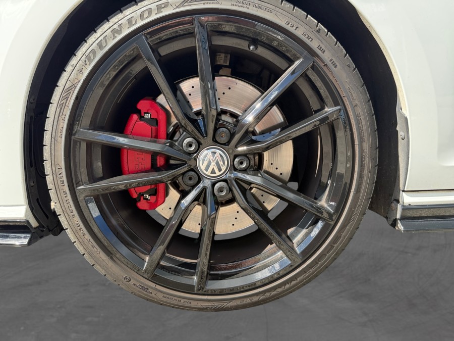 VOLKSWAGEN d'occasion GOLF 2.0 TSI 290 GTI TCR de 2019 Vannes (56)﻿