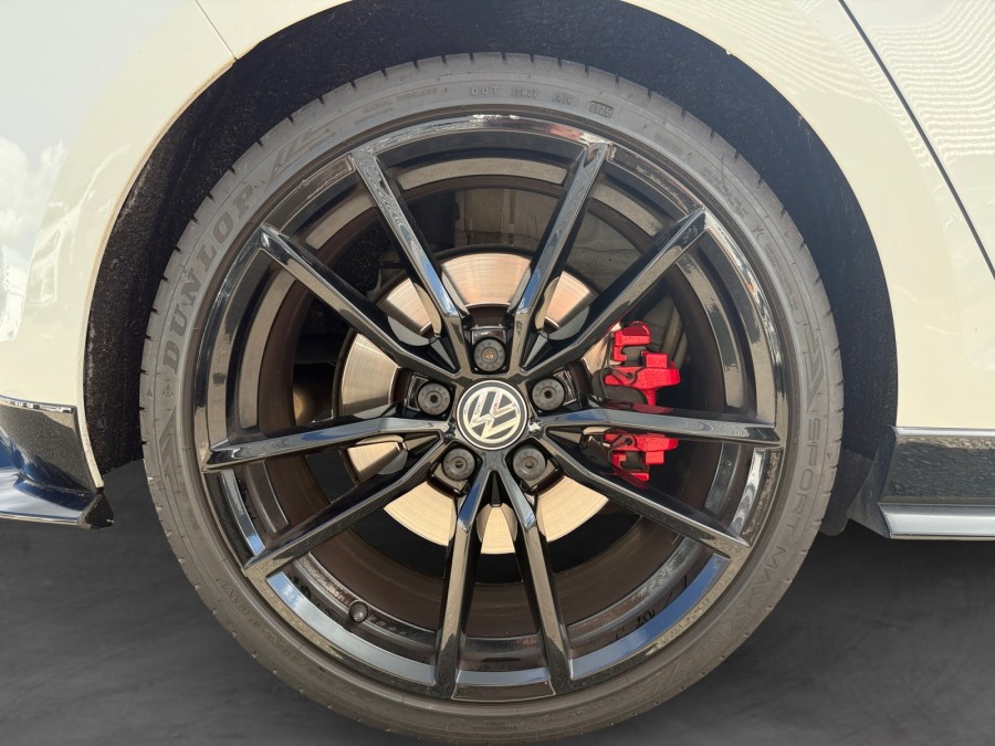 VOLKSWAGEN d'occasion GOLF 2.0 TSI 290 GTI TCR de 2019 Vannes (56)﻿