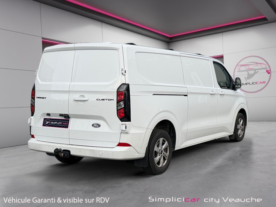 FORD d'occasion TRANSIT CA 280 L2H1 2.0 ECOBLUE 136 LIMITED de 2024