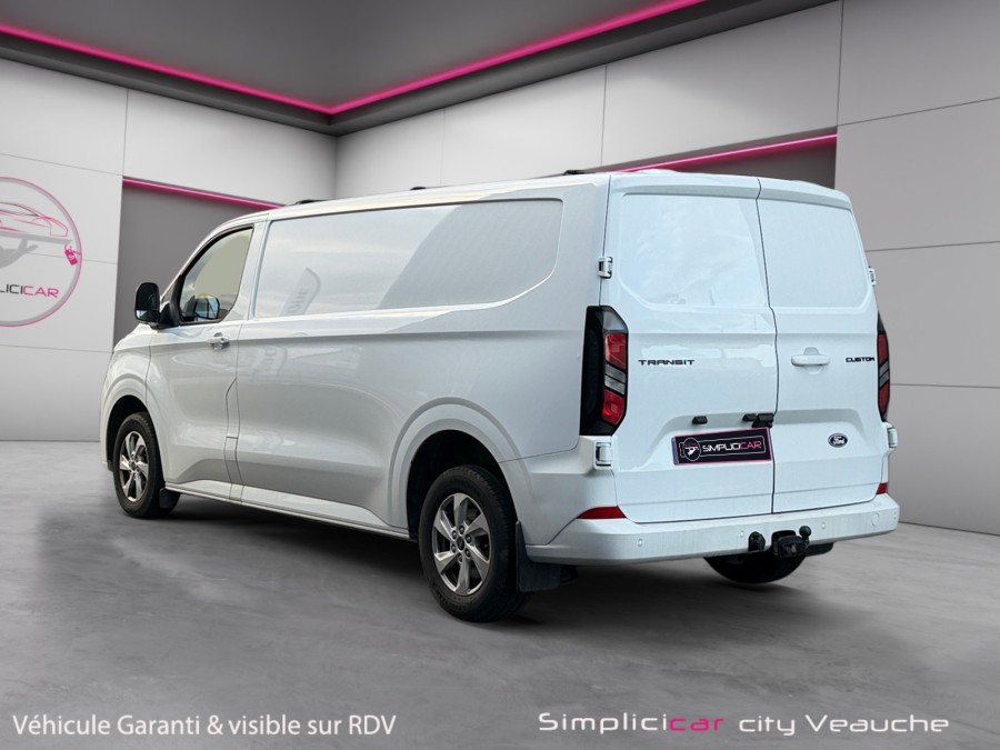 FORD d'occasion TRANSIT CA 280 L2H1 2.0 ECOBLUE 136 LIMITED de 2024