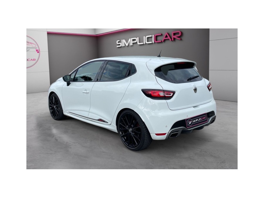 RENAULT d'occasion CLIO RS TROPHY 220 EDC de 2017 Champigny sur Marne