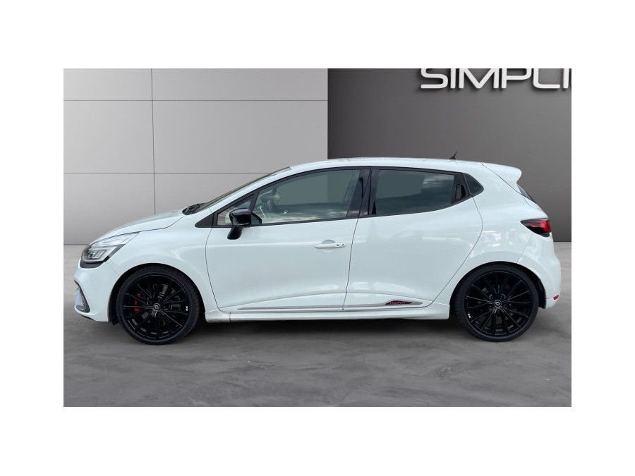 RENAULT d'occasion CLIO RS TROPHY 220 EDC de 2017 Champigny sur Marne