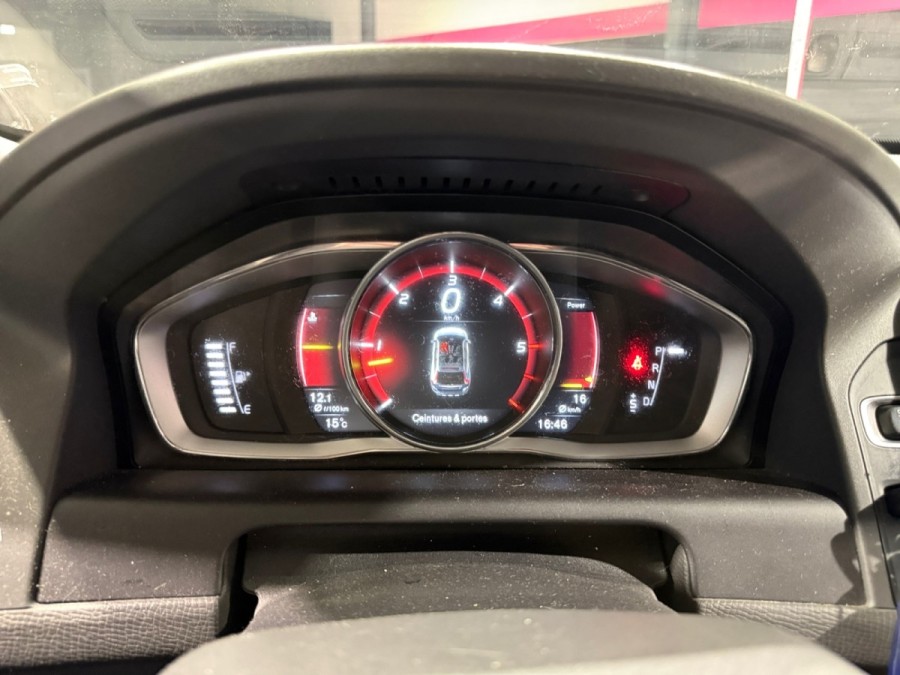 VOLVO d'occasion XC60 D4 AWD de 2016 Narbonne (11)﻿