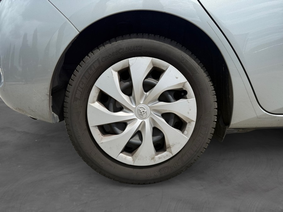TOYOTA d'occasion AURIS TS 136H FREESTYLE de 2013 Orleans (45)﻿