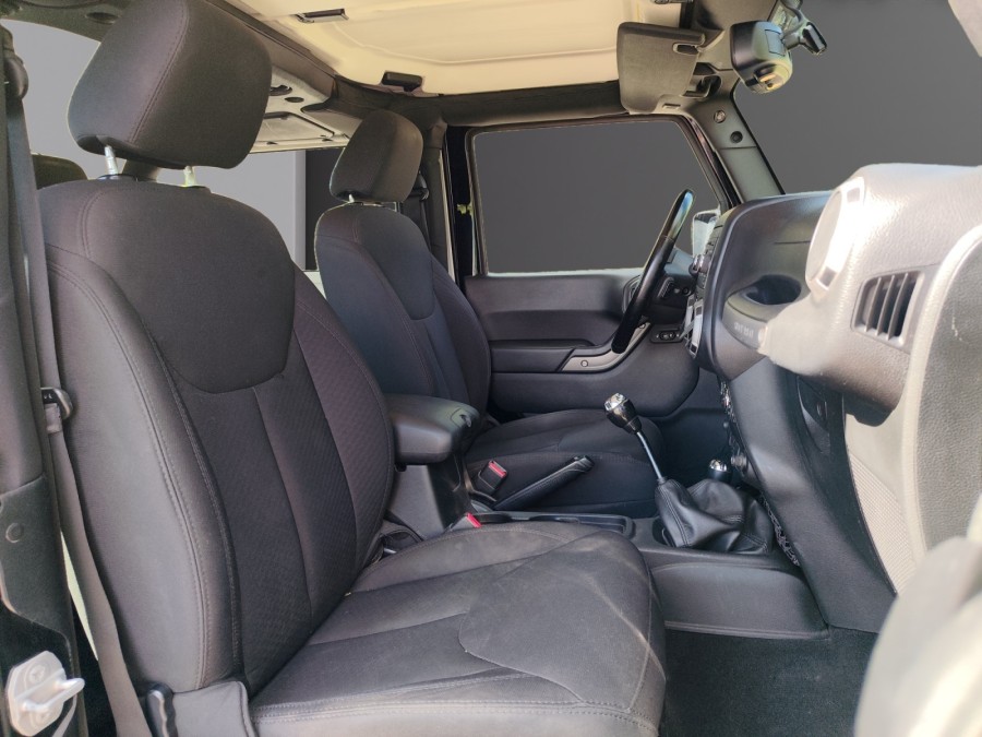 JEEP d'occasion WRANGLER 2.8 CRD 200 SPORT de 2014 Perpignan (66)﻿