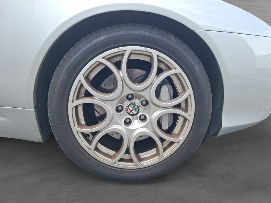 ALFA ROMEO d'occasion SPIDER 3.2 V6 JTS 260 Q4 de 2007 Arras (62)﻿