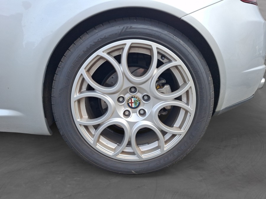 ALFA ROMEO d'occasion SPIDER 3.2 V6 JTS 260 Q4 de 2007 Arras (62)﻿