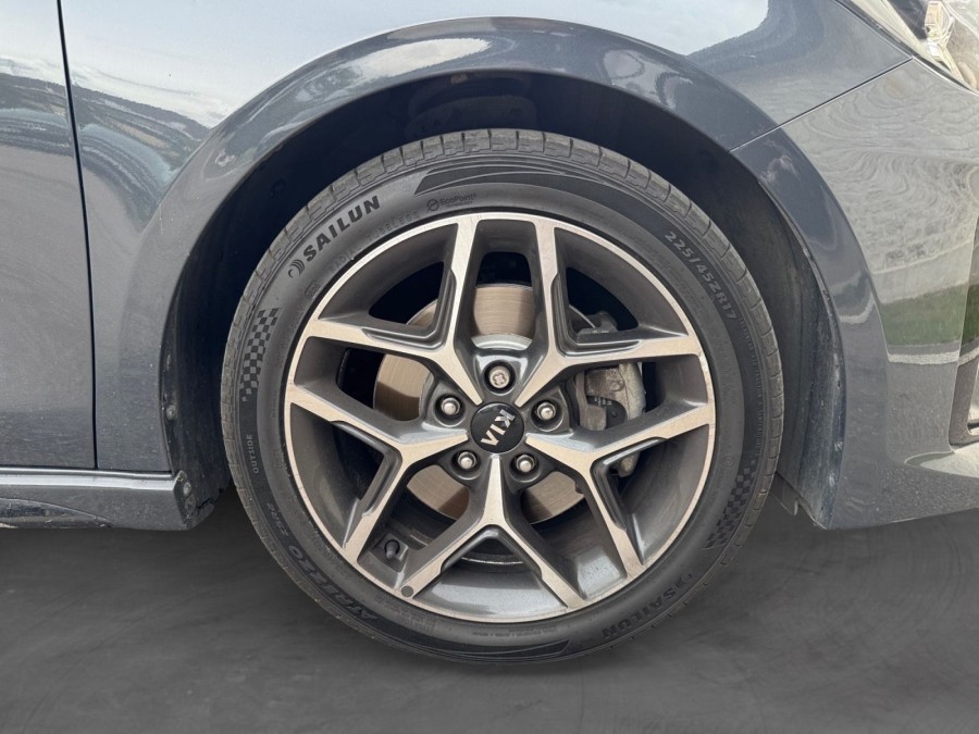 KIA d'occasion CEED 1.6 CRDI 136 MHEV GT LINE DCT de 2021 Vernon (27)﻿