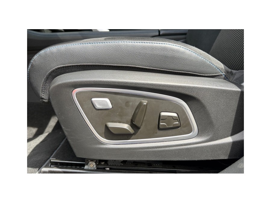 RENAULT d'occasion AUSTRAL 1.2 E-TECH 200 ICONIC  4CONTROL ADVANCED